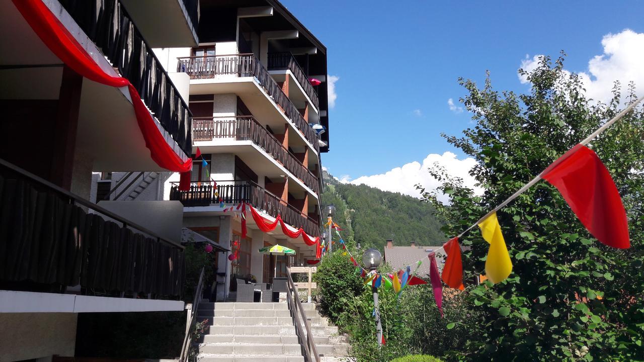 Village Vacances Le Savoy ル・グラン・ボルナン エクステリア 写真